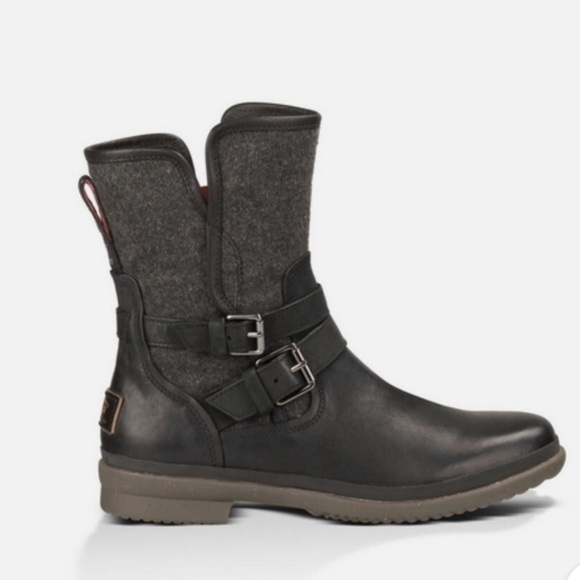 UGG Australia Simmens Black Leather Waterproof Boots Size 7 - Picture 6 of 6